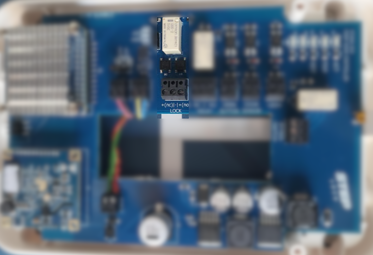 ST2042-DCE kretskort Låsutgång.png